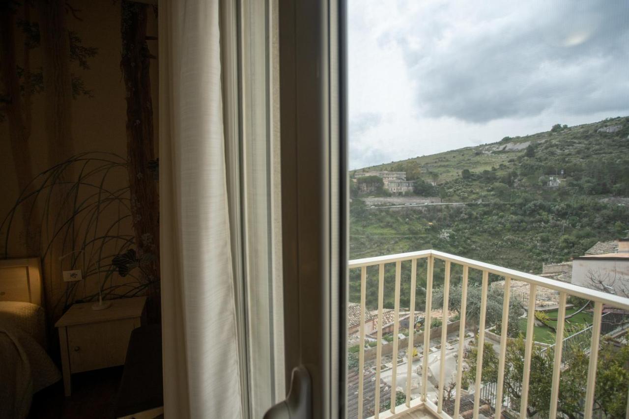 La Casa Del Gelsomino Bed and Breakfast Ragusa Exteriör bild