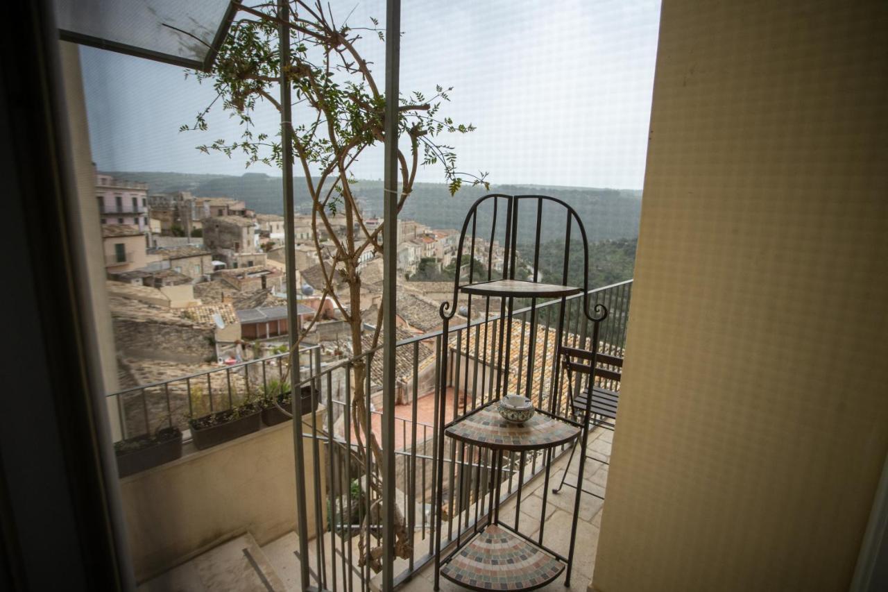La Casa Del Gelsomino Bed and Breakfast Ragusa Exteriör bild