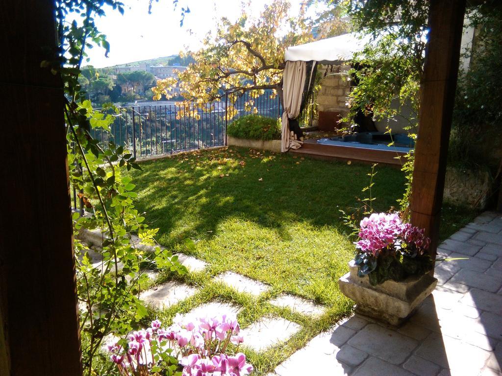 La Casa Del Gelsomino Bed and Breakfast Ragusa Exteriör bild